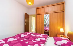 Nice Home in Kostrena With Wifi and 3 Bedrooms - Image 5