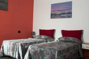 Il Mandorlo Rooms & Garden - Image 4