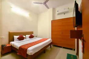 Hotel Platinum Inn - Image 2