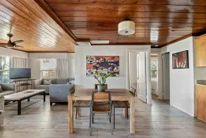 Indian Rocks Inn - Image 2
