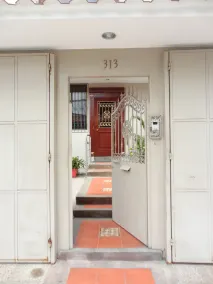Seymour Guest House - Image 5