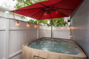 Golf View Villas With Private Jacuzzi's & Grill - Image 4