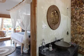 Mana Retreat - Image 3