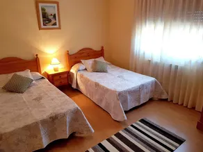 House With 3 Bedrooms in Avín, With Furnished Terrace and Wifi - Image 5