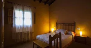 Casa Rural Fuente del Aliso - Image 4