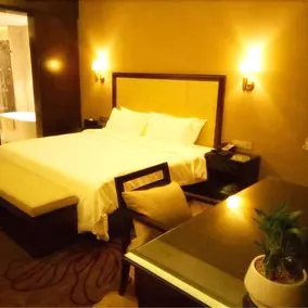 Celebrity vacation Hotel (Guangwushan Scenic Area) - Image 3