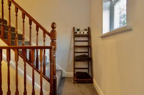 Large Home Central Exeter - Image 3
