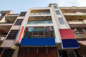 UK Residency By OYO Rooms - Image 4