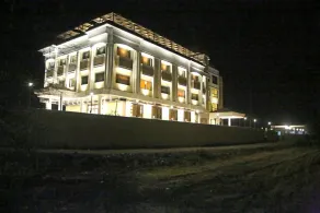 Hotel Lavanaya Palace - Image 5