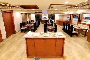 Hotel Grand Orchid - Image 5