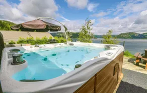 Beautiful Home in Farsund With 4 Bedrooms, Private Swimming Pool and Indoor Swimming Pool - Image 3