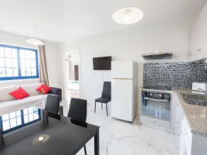 Evripidou Holiday Flats - Image 2