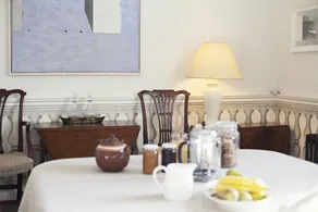 Huntington Court - Image 4