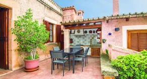 Large Mallorcan Villa - Image 3