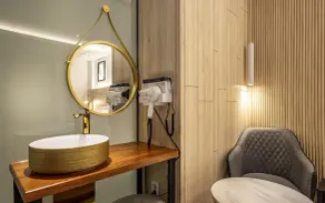 Asan Marie Hotel - Image 2
