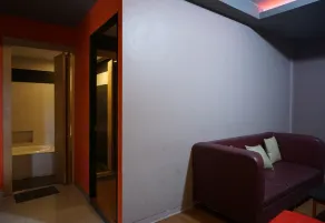 In And Out Hotel - Image 3