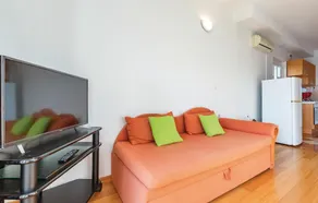 Nice Home in Zivogosce With Wifi and 2 Bedrooms - Image 2