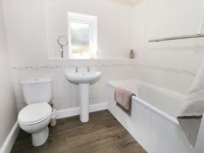 Buttercup Cottage - Image 3
