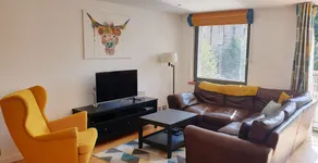ALTIDO Alluring 3BR apt near the centre with parking - Image 4