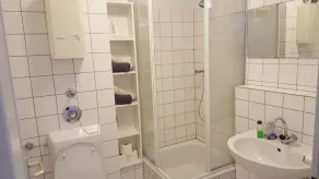 City Apartment & Lift - Image 5