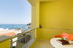 Glaros Beach Apartments - Image 3