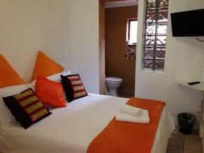 Me Casa Guest House - Image 5
