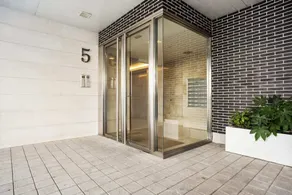 Modern 2bed Apt Sleeps 4 nr Retiro, 2mins to Metro - Image 4