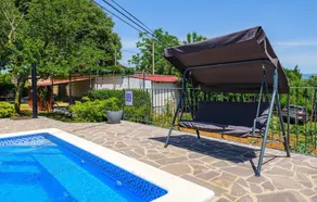 Amazing Apartment in Podpican With 2 Bedrooms, Wifi and Outdoor Swimming Pool - Image 3