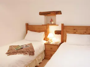 Restored Holiday Home in Grasmere With Courtyard - Image 5