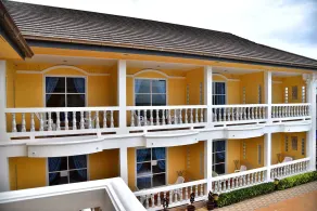 Sunbeach Guesthouse Hotel - Image 4