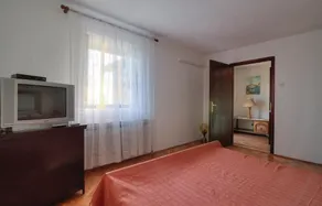Beautiful Home in Jablanac With Wifi and 3 Bedrooms - Image 5
