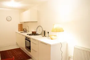 1 Bedroom Hidden Gem in Islington - Image 4