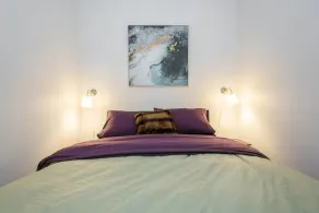 Chic Logan Pad - Modern Meets Retro - Image 3