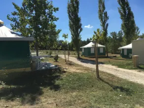 Camping Les Bois De Mont-Redon - Image 3