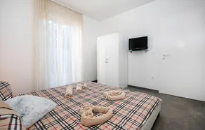 Amazing Home in Peroj With 4 Bedrooms, Wifi and Outdoor Swimming Pool - Image 3