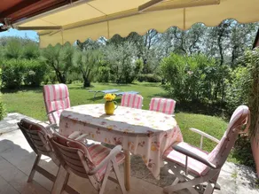 Residence Paradiso del Garda With Pool - Image 3