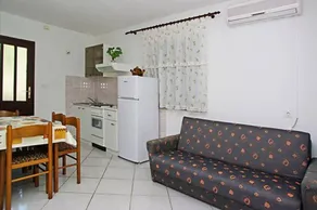 Apartment Near The Beach 1 Vela Luka - Image 5
