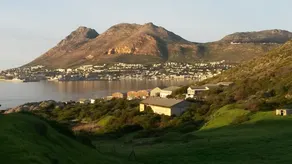 15 On Penguin Guest House - Image 5