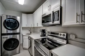 The Admiral Apartments - Image 2