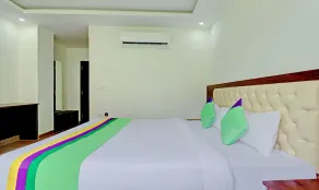 Hotel Hidden Delight - Image 5