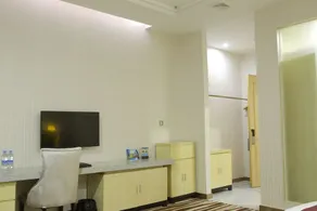 Guangzhou Huang Sheng Hotel Tongde Branch - Image 4