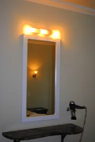 Palm Valley Inn - Image 5
