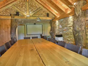 Luxurious Holiday Home in Stoumont with Pool & Bar - Image 4