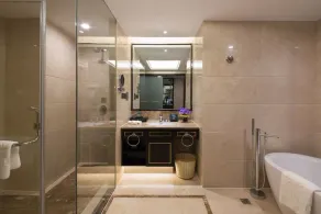 Yiwu Zhonglian Kaixin Hotel - Image 5