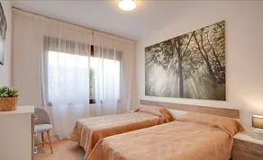 3 bedroom apartment garden and sea view - Image 3