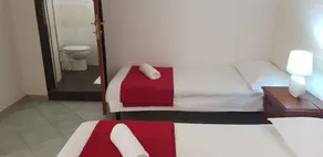 Friend House Hostel - Image 2