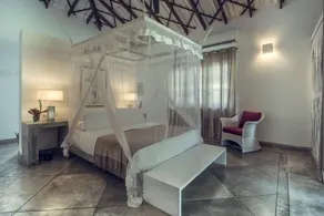 Taru Villas Kurumba - Image 3