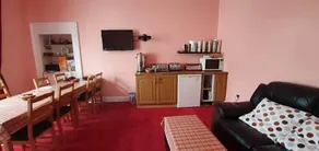 Dalry Guesthouse - Image 5