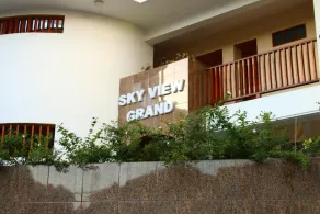 Sky View Grand - Image 4