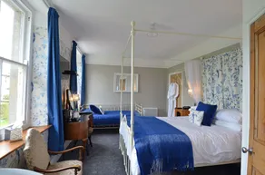 Rosedale Retreat Bed and Breakfast - Image 4